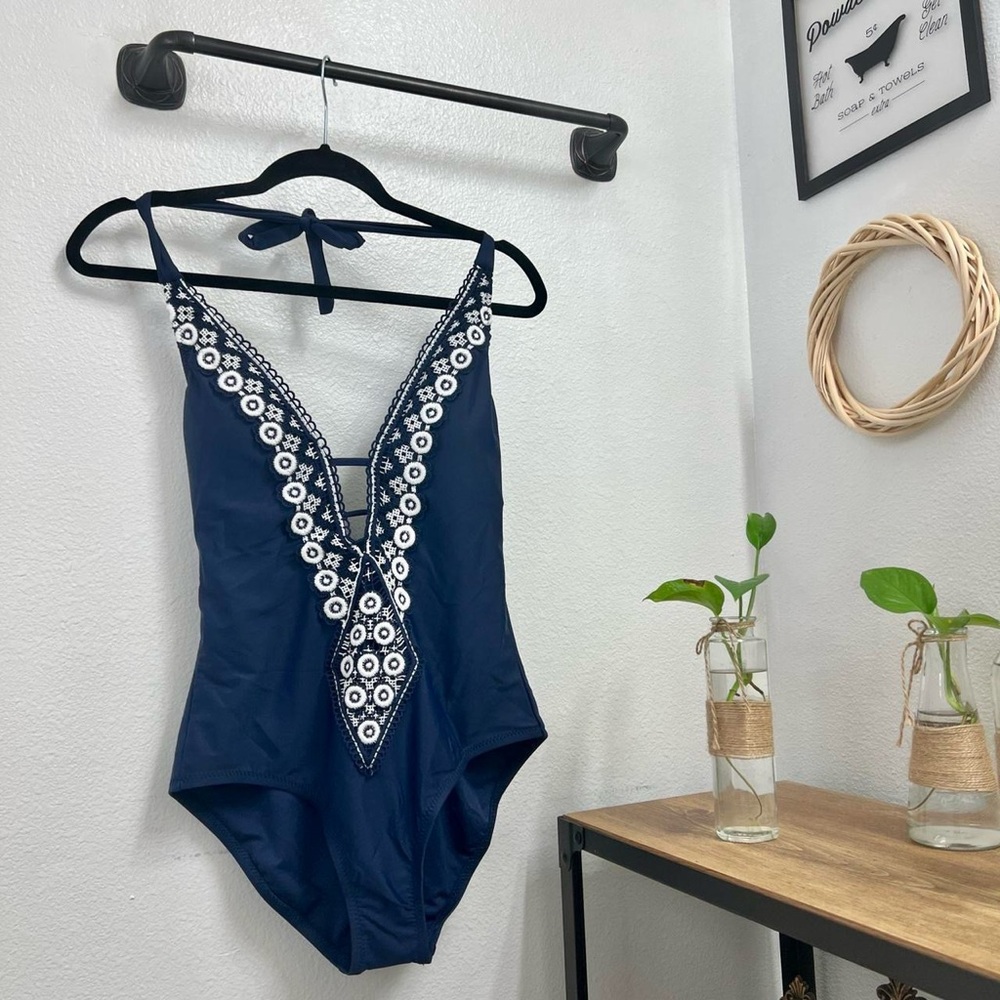 NWT Kona Sol Medium Coverage Navy Swimsuit